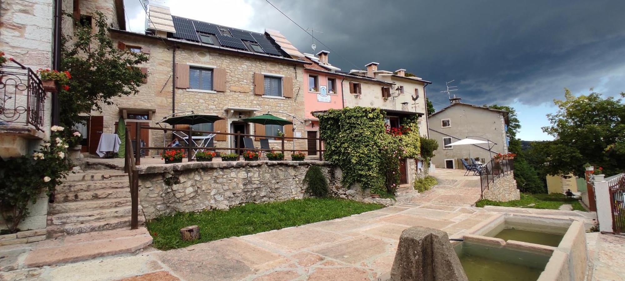Bed and Breakfast Malga Laben Velo Veronese Екстер'єр фото